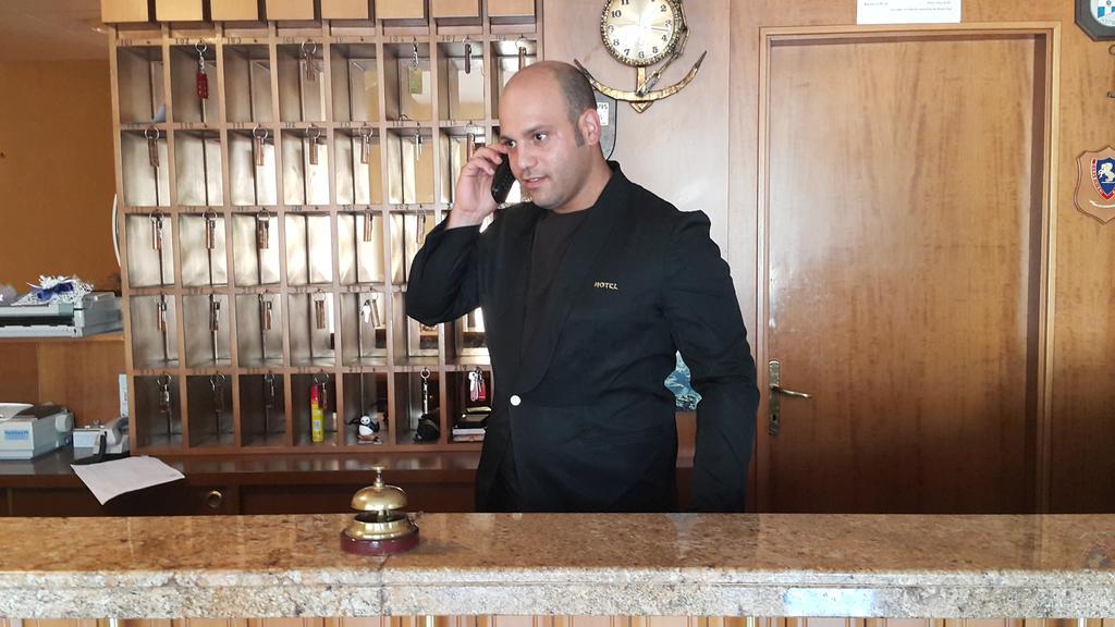 Hotel Menta E Rosmarino Monte SantʼAngelo Екстериор снимка
