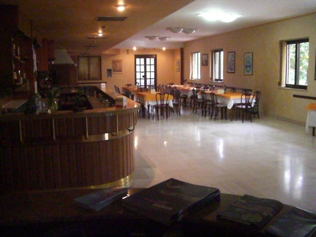 Hotel Menta E Rosmarino Monte SantʼAngelo Екстериор снимка